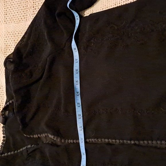 Top - Picture 3 of 4